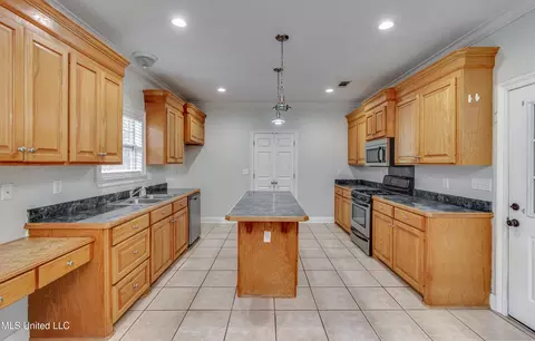 211 Pecan Cir, Brandon, MS 39042 photo 13