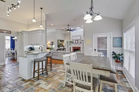 306 Cornerstone Dr, Brandon, MS 39042 photo 16