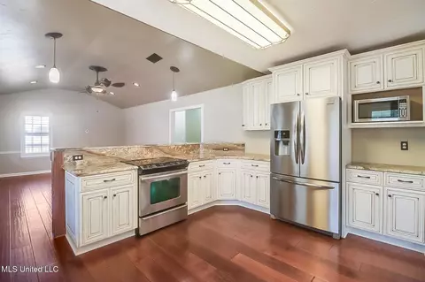 24430 Saucier Advance Rd, Saucier, MS 39574 photo 5