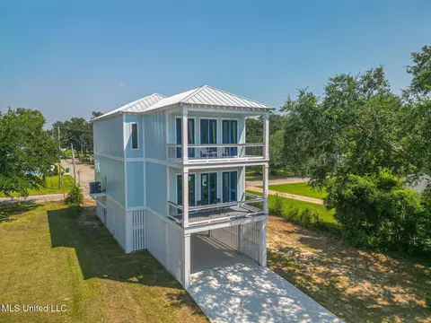4521 Finley St, Gulfport, MS 39501