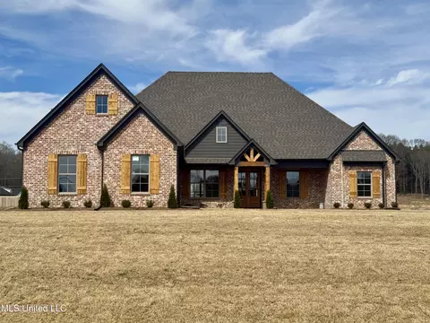 2226 Breanna Ln, Hernando, MS 38632