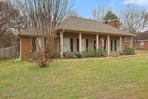557 Brookstone Cir, Madison, MS 39110 photo 2