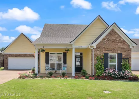 2319 Saint Ives Ln, Hernando, MS 38632