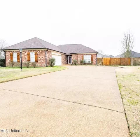 Exterior - 27 Old Bridge Cove Cv, Byram, MS 39272 photo 3 of 3