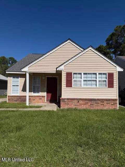 10589 E Bay Tree Dr, Gulfport, MS 39503
