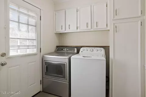 2147 Southwood Rd, Jackson, MS 39211 photo 22