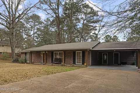2147 Southwood Rd, Jackson, MS 39211 photo 3