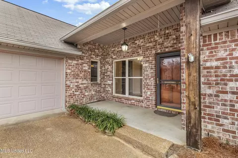 517 Glensview Dr, Brandon, MS 39047 photo 3