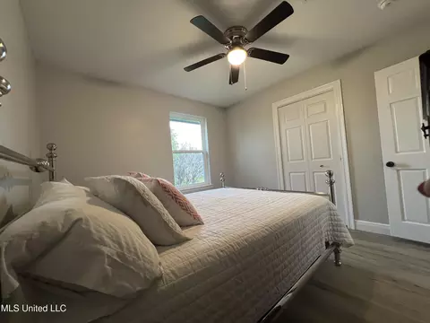 Bedroom - 116 Royal Dr, Long Beach, MS 39560 photo 4 of 6