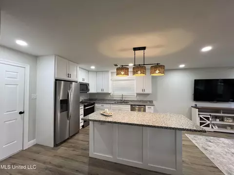 Kitchen - 116 Royal Dr, Long Beach, MS 39560 photo 3 of 3