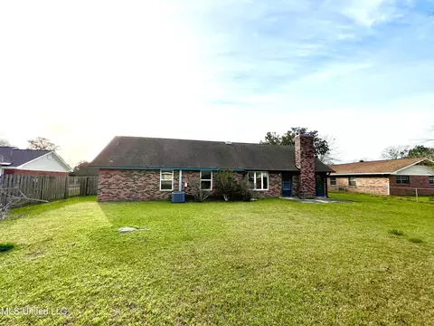 Exterior - 116 Royal Dr, Long Beach, MS 39560 photo 4 of 5