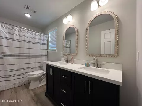 Bath - 116 Royal Dr, Long Beach, MS 39560 photo 1 of 3