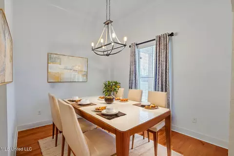 Dining - 513 Forest Glen Ln, Brandon, MS 39047 photo 1 of 3