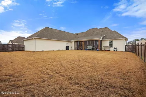 Exterior - 513 Forest Glen Ln, Brandon, MS 39047 photo 11 of 11