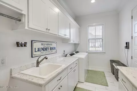 Other - 513 Forest Glen Ln, Brandon, MS 39047 photo 5 of 9