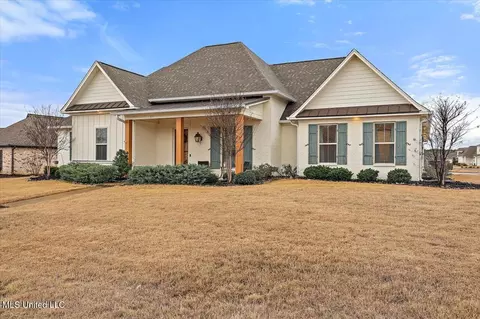 Exterior - 513 Forest Glen Ln, Brandon, MS 39047 photo 3 of 11