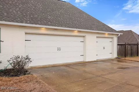 Other - 513 Forest Glen Ln, Brandon, MS 39047 photo 1 of 9