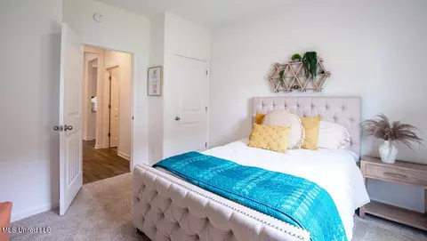 Bedroom - 39 Pine St, Byhalia, MS 38611 photo 5 of 5