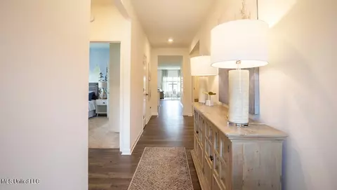 39 Pine St, Byhalia, MS 38611