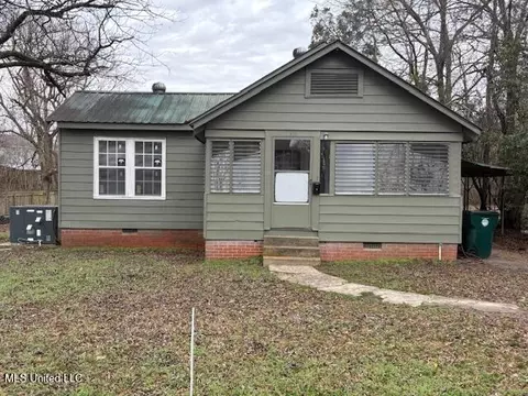 410 W Jeff Davis Ave, Greenwood, MS 38930