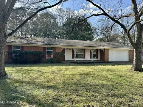 5515 Melwood Dr, Jackson, MS 39211