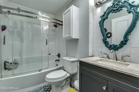 Bath - 749 Sandy Ln, Pearl, MS 39208 photo 1 of 2