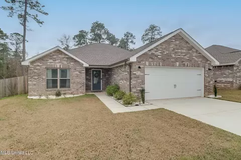13730 Lawton Ln, Gulfport, MS 39503