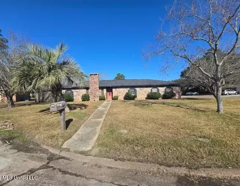 473 Sunny Ct, D'iberville, MS 39540