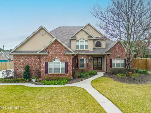 2019 Bent Oaks Blvd, Biloxi, MS 39531