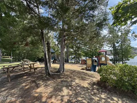 124 Cornerstone Dr, Brandon, MS 39042 photo 11