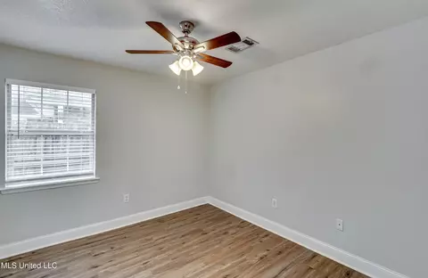 Bedroom - 126 Windchase Dr, Brandon, MS 39042 photo 1 of 7