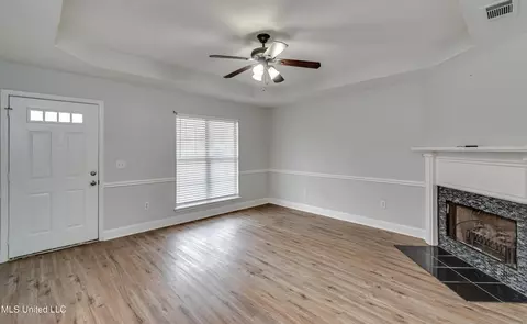 Living - 126 Windchase Dr, Brandon, MS 39042 photo 1 of 5