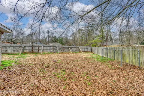 Exterior - 126 Windchase Dr, Brandon, MS 39042 photo 12 of 12