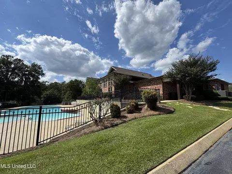 Exterior - 126 Cornerstone Dr, Brandon, MS 39042 photo 4 of 5