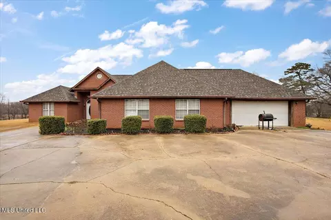 1137 Wells Rd, Bentonia, MS 39040