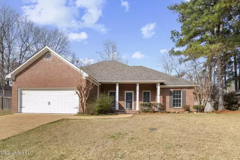 1120 Ellington Ct, Brandon, MS 39042