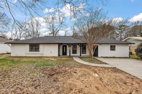 206 Indian Mound Rd, Clinton, MS 39056