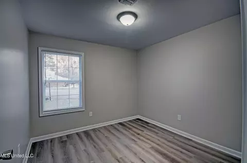 219 One Park Pl, Jackson, MS 39212 photo 25
