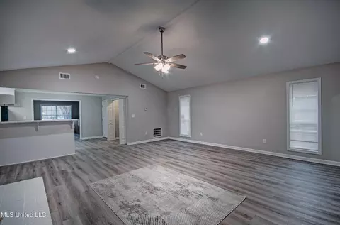 219 One Park Pl, Jackson, MS 39212 photo 8