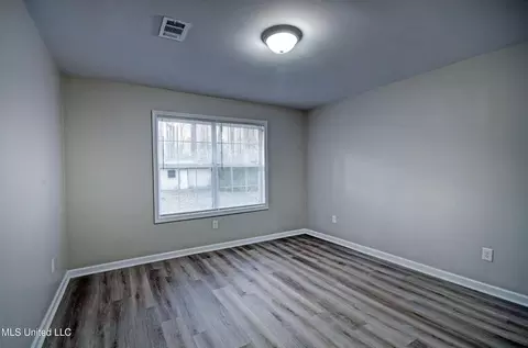 219 One Park Pl, Jackson, MS 39212 photo 31