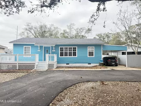 303 West Dr, Biloxi, MS 39531