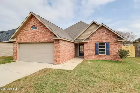 15216 Clemson Ave, Gulfport, MS 39503