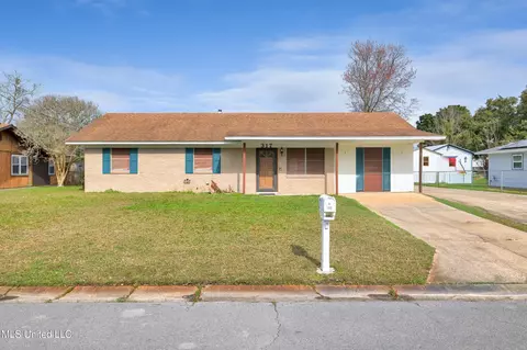 317 Meadow Wood Cir, Long Beach, MS 39560