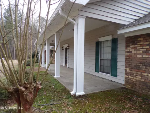 Exterior - 1513 Old Hwy 80, Forest, MS 39074 photo 3 of 33