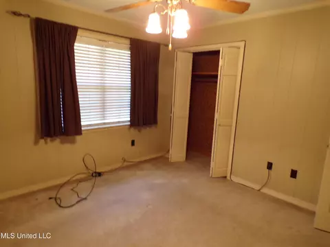Bedroom - 1513 Old Hwy 80, Forest, MS 39074 photo 5 of 6