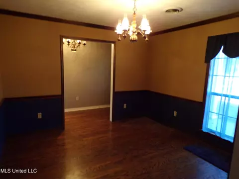 Dining - 1513 Old Hwy 80, Forest, MS 39074 photo 3 of 3