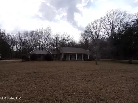 Exterior - 1513 Old Hwy 80, Forest, MS 39074 photo 19 of 33