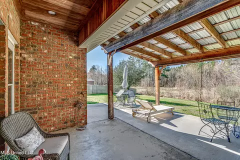 Exterior - 607 Tucker Xing, Brandon, MS 39042 photo 3 of 4