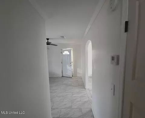 Entry Way - 16996 Highway 14, Sallis, MS 39160 photo 1 of 1