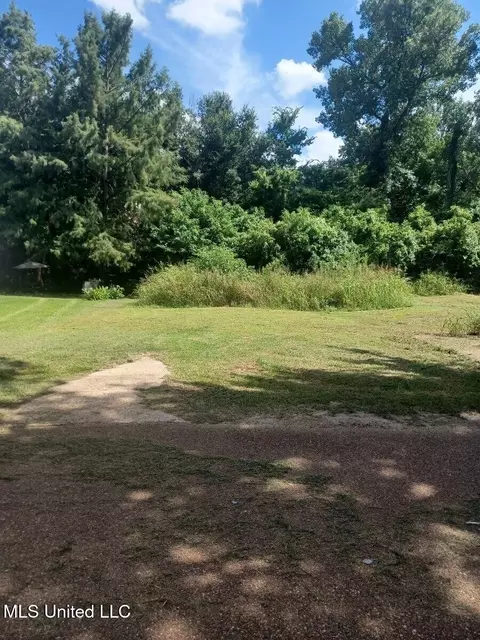 306 Lumber St, Natchez, MS 39120